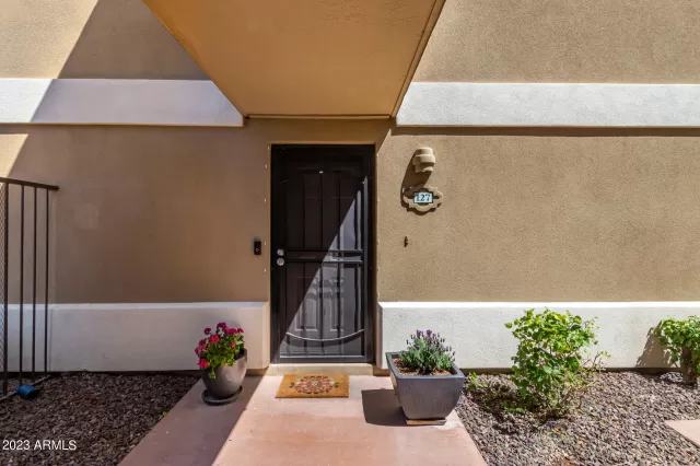 MLS: 6541078 Condo For Sale