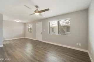 Photo #2: 6541206 Listing 