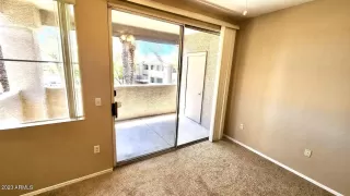 Photo #6: 6541350 Listing