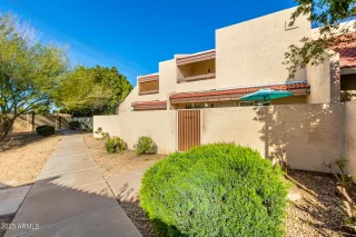 Photo #2: 6541446 Listing 