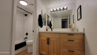 Photo #5: 6541486 Listing