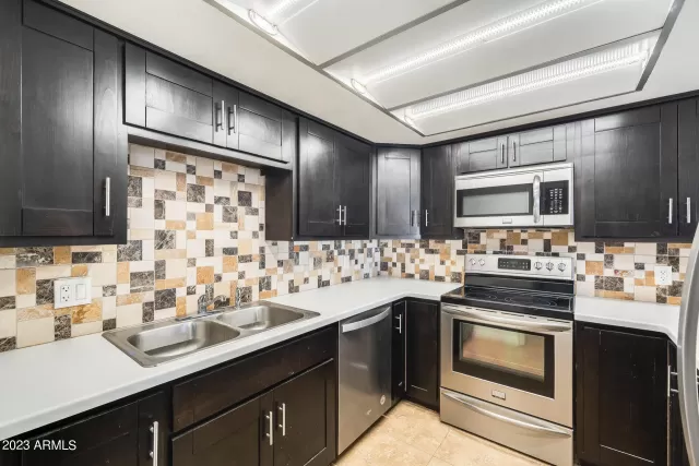 MLS: 6541606 Condo For Sale