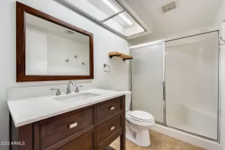 Photo #2: 6541606 Listing