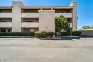 Photo #5: 6541606 Listing