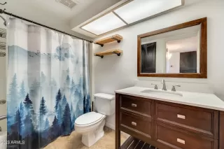 Photo #6: 6541606 Listing