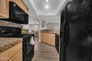 Photo #5: 6541712 Listing 