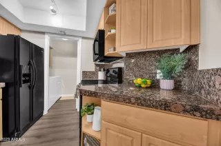 Photo #6: 6541712 Listing 