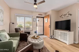 Photo #6: 6541834 Listing 