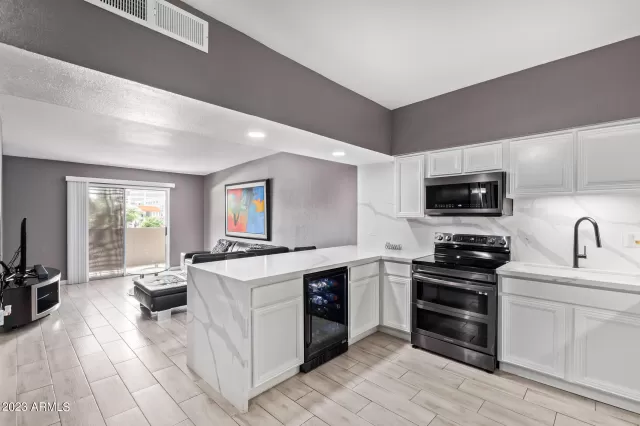 MLS: 6541920 Condo For Sale