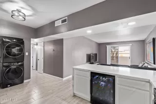 Photo #3: 6541920 Listing 