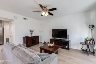 Photo #4: 6542185 Listing 