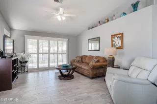 Photo #5: 6542356 Listing