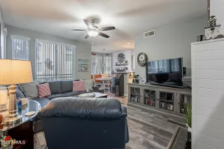 Photo #6: 6542365 Listing