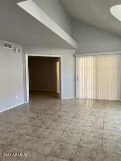 Photo #3: 6542394 Listing