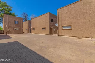 Photo #2: 6542500 Listing 