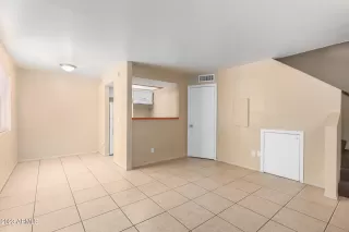 Photo #6: 6542500 Listing 