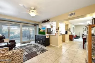 Photo #2: 6542525 Listing