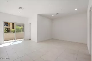 Photo #5: 6542575 Listing