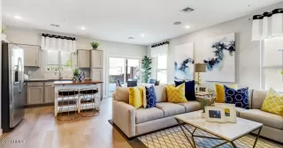 Photo #6: 6542676 Listing