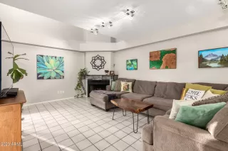 Photo #3: 6542825 Listing