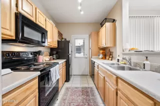 Photo #2: 6542933 Listing 