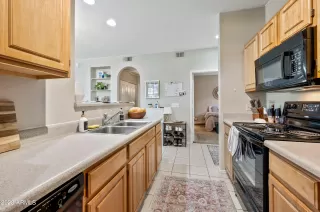 Photo #5: 6542933 Listing 