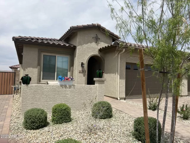 MLS: 6542936 Condo For Sale