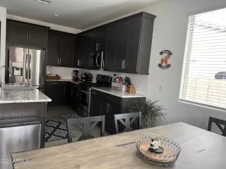 Photo #4: 6542936 Listing