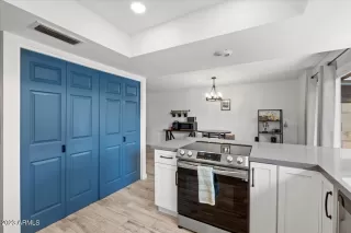 Photo #6: 6543025 Listing 