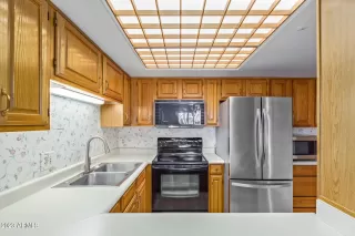 Photo #3: 6543081 Listing