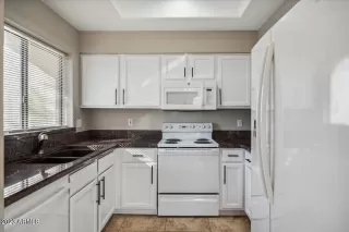 Photo #2: 6543422 Listing 