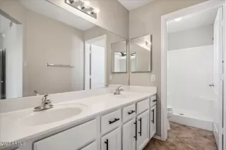 Photo #6: 6543422 Listing 