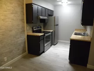 Photo #5: 6543432 Listing