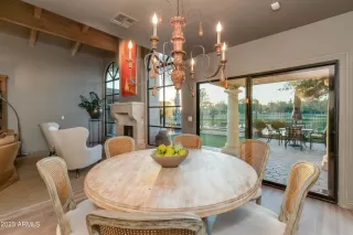 Photo #6: 6543556 Listing