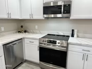 Photo #3: 6543592 Listing 