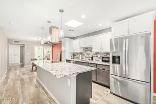 Photo #2: 6543612 Listing 