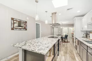 Photo #4: 6543612 Listing 