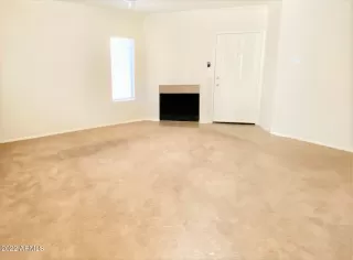 Photo #5: 6543896 Listing