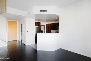 Photo #1: 6544012 Listing 