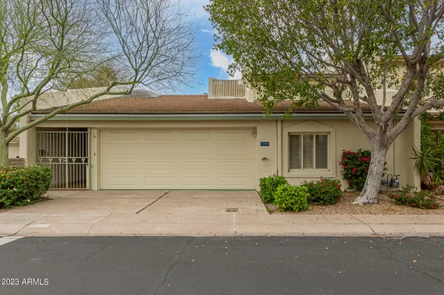 MLS: 6544052 Condo For Sale