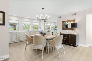 Photo #5: 6544479 Listing 