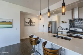 Photo #4: 6544673 Listing