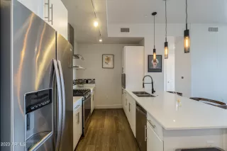 Photo #5: 6544673 Listing