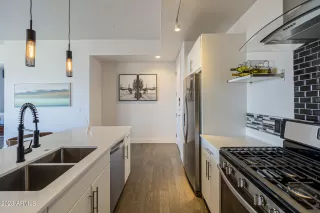 Photo #6: 6544673 Listing