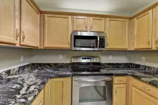 Photo #5: 6544840 Listing