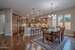 Photo #5: 6545076 Listing 