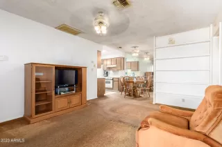 Photo #5: 6545266 Listing 