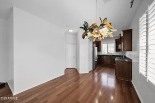 Photo #6: 6545305 Listing