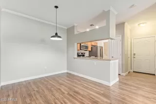 Photo #6: 6545306 Listing