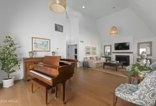 Photo #2: 6545493 Listing